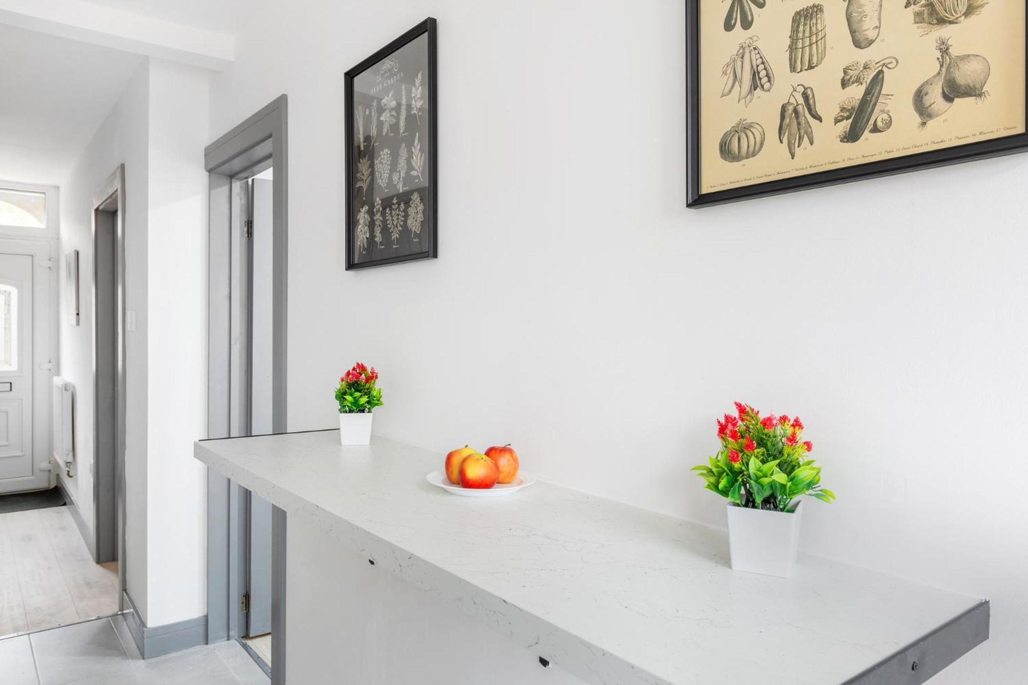Stanion Luxurious 3 Bedroom Modern House Northamptonshire, Double, Twins, Single, Free Parking, Free Wi-Fi, Pets, Up To 8 Sleeps, 4 Smart Tvs Корбі Екстер'єр фото