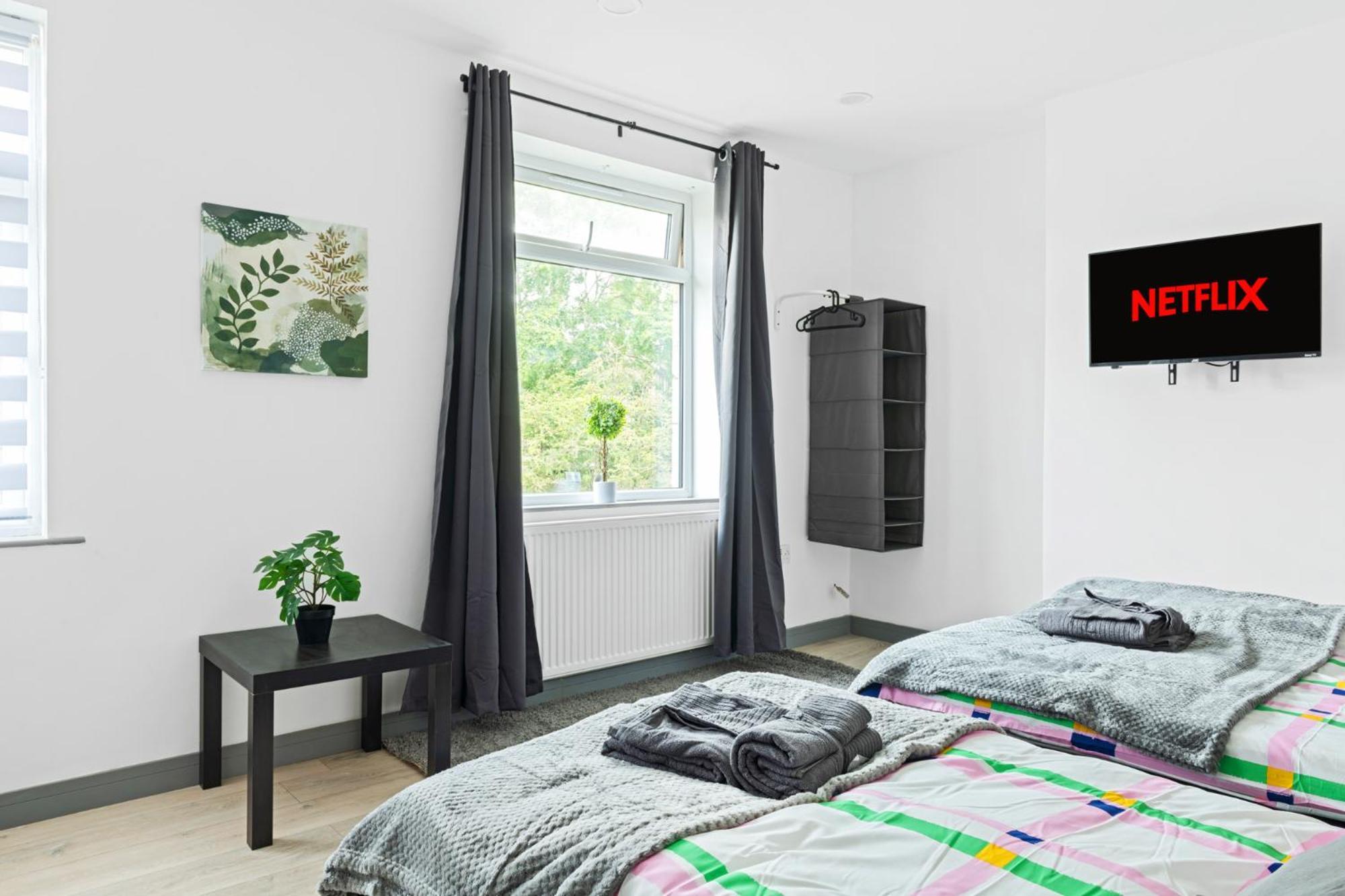 Stanion Luxurious 3 Bedroom Modern House Northamptonshire, Double, Twins, Single, Free Parking, Free Wi-Fi, Pets, Up To 8 Sleeps, 4 Smart Tvs Корбі Екстер'єр фото